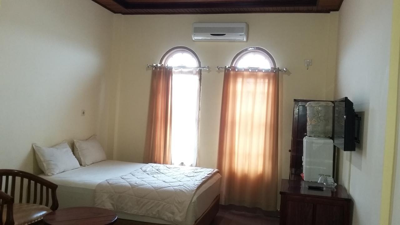 Hotel Ar - Riyadh Kualatungkal Bagian luar foto